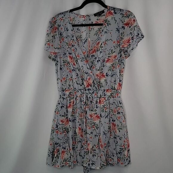 Trixxi Blue Floral Romper‎ - Picture 1 of 14